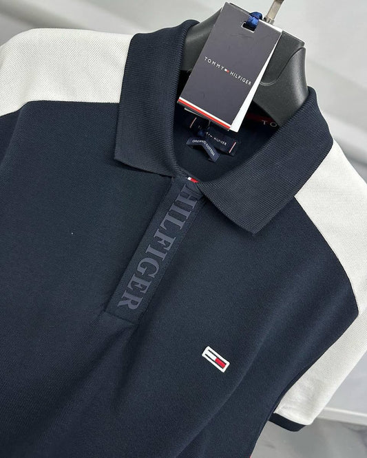 تيشرت تومي هيلفيغر – كلاسيكي وعصري